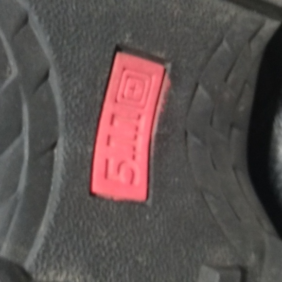SALE! 5.11+ Tactical Boots Hardly Worn Sz.10 Pull On (E-4 CRATE) - Picture 15 of 16